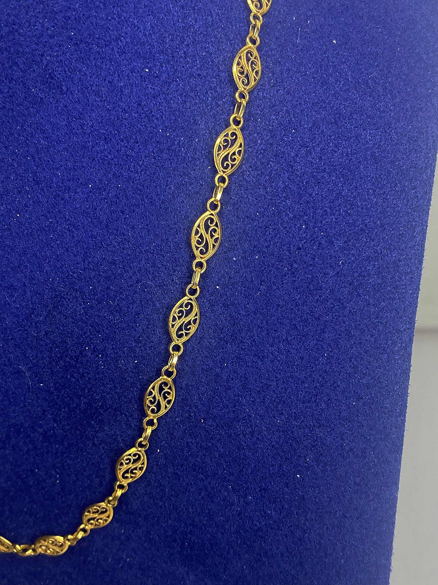 Collier filigrane