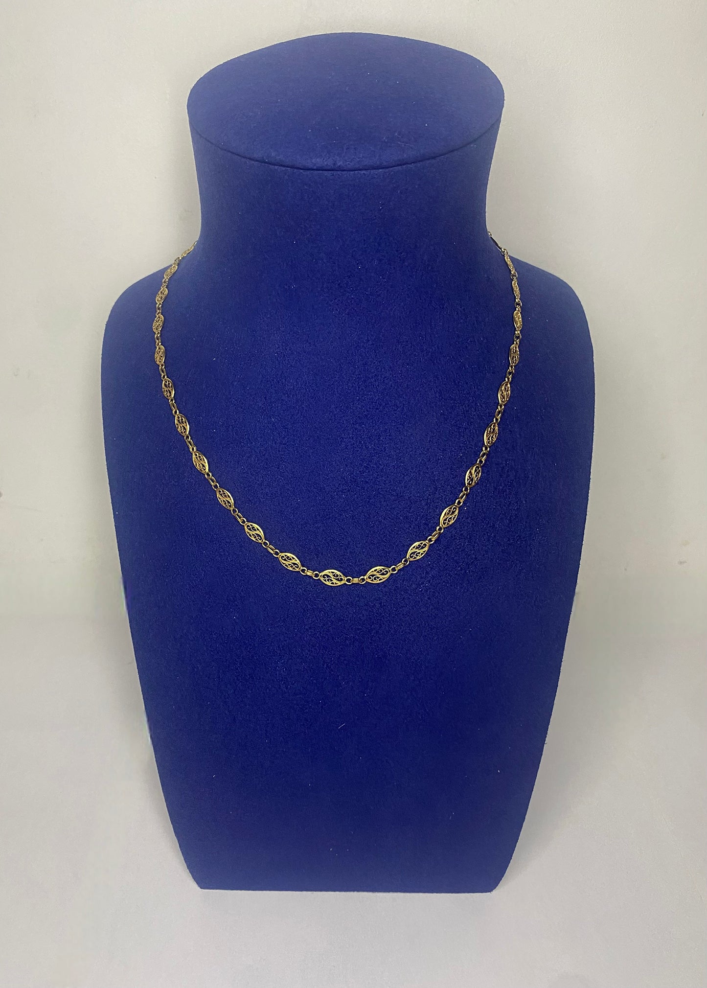 Collier filigrane
